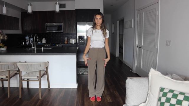 recreating pinterest outfits 🎀🪞🩰🦢 | sleek, comfy + coastal смотреть онлайн