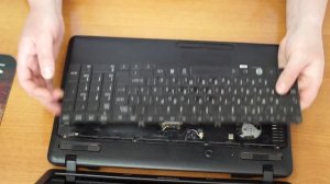 Разборка ноутбука Toshiba Satellite c660 для чистки