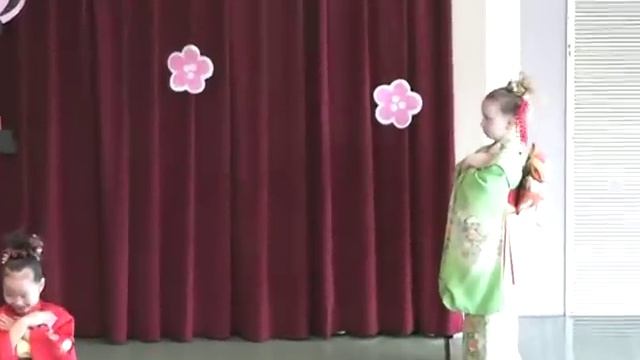 Abby's Kimono Dance for Hinamaturi Day смотреть онлайн