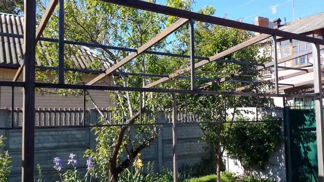 Как сделать навес для машины своими руками из поликарбоната смотреть онлайн