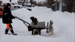 чистим снег мотоблоком урал