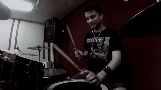 Кавер группа FM - Кружит (Монатик cover) (Drum Cam) смотреть онлайн