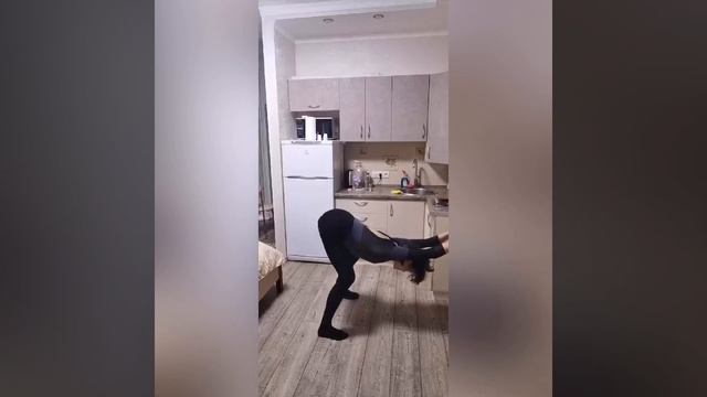 Домашняя тренировка боди-балет и растяжка смотреть онлайн