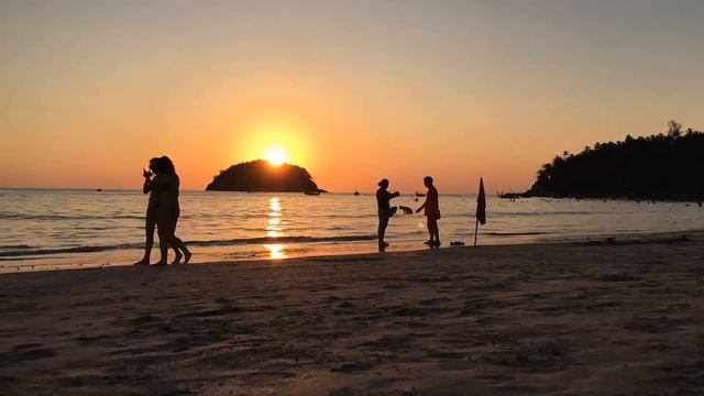 8 ВИДЕО. Single#7 НА БЕРЕГУ МОРЯ смотреть онлайн