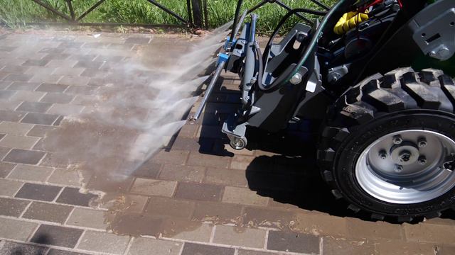 Мойка высокого давления для мини-погрузчика FRONTMEN смотреть онлайн