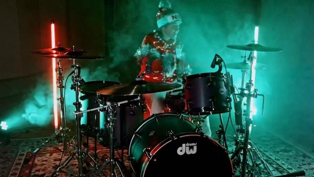 Meghan Trainor I Believe In Santa drum cover смотреть онлайн