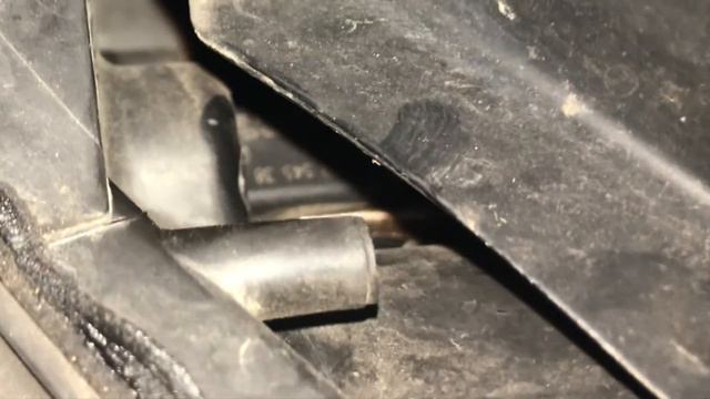 Mercedes ML350 W164 Front Left Parking Lamp Bulb Replacement - DIY ML280 ML300 ML320 GL320 GL350