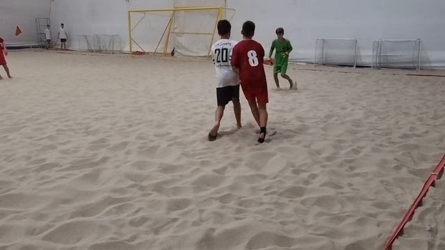 Первенство СПБ по пляжному футболу. Farm Gunners-Выборжанин (к) 5-3 смотреть онлайн