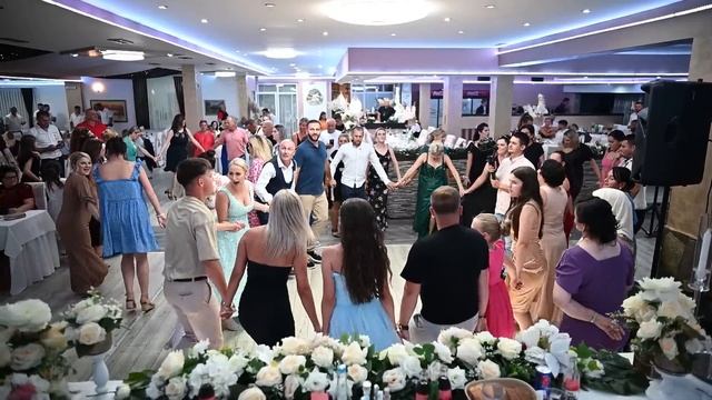 Najveselije i najbolje svadbeno kolo u Bosanskoj krajini смотреть онлайн