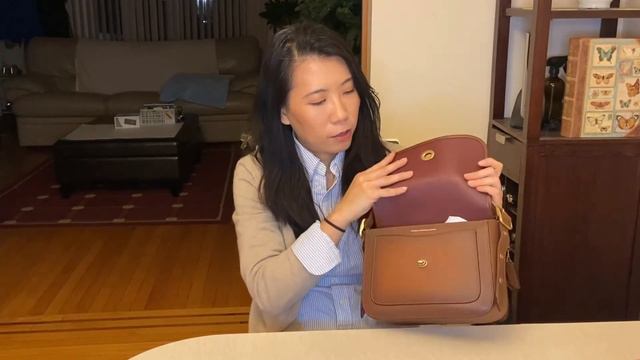 Coach Rambler Cross Body Bag Review смотреть онлайн
