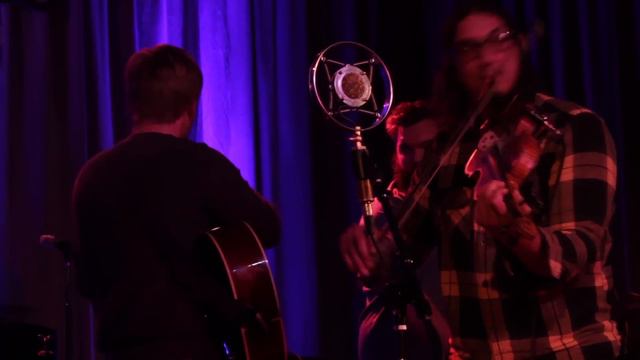 Weapons Of Grass Destruction - Long Lonesome Road (trad.) / Opus 57 (David Grisman) смотреть онлайн