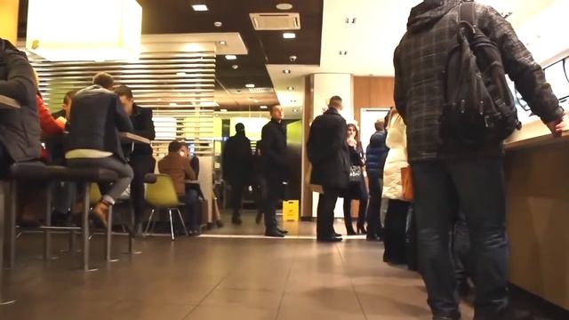 Что делать если нету мест в McDonald's mp4 смотреть онлайн