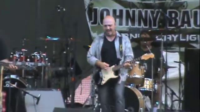 Johnny Bauer "Come So Far" смотреть онлайн