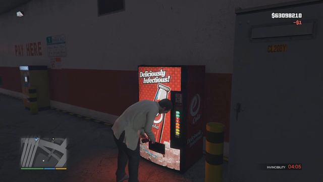 GTA V Michael drinking soda from the vending machine in pillbox hill 1st floor parking lot смотреть онлайн