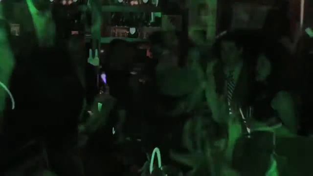 Dom Perignon Luminous Party смотреть онлайн
