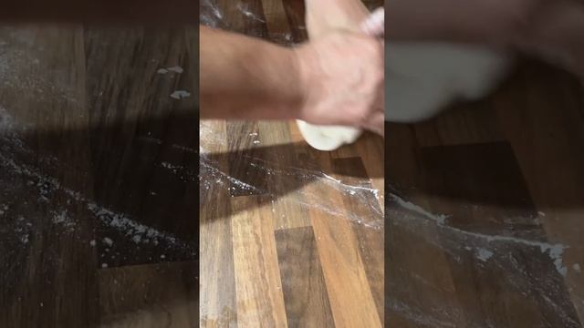 Тесто на кефире для пельменей. Пробую первый раз. смотреть онлайн