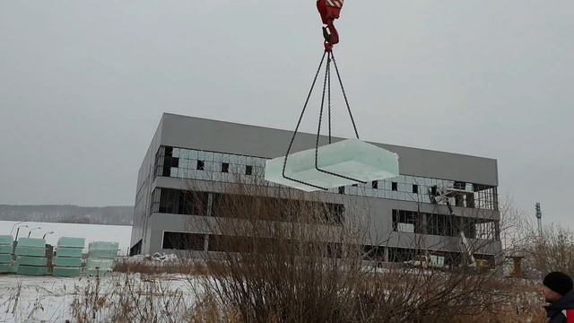 В Миассе раздается топор ледорубов смотреть онлайн