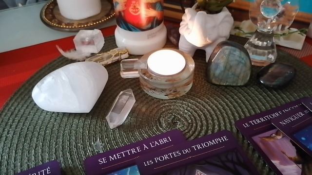 Doc /Voyager vient d envoyé ce mess,,, et avec l oracle du voyageur Sacré ???? смотреть онлайн