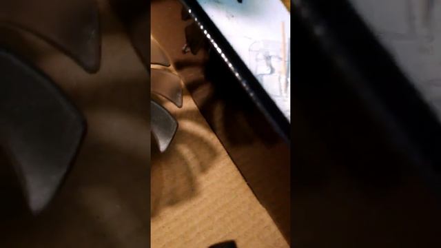 Ремонт/мащення кулера відеокарти everflow Asus r9-270 смотреть онлайн
