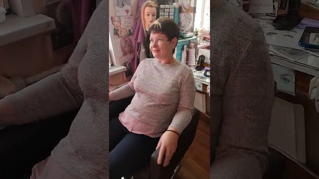 Постриглись под Асимметрию . Сделали окрашивание Лисий хвост смотреть онлайн