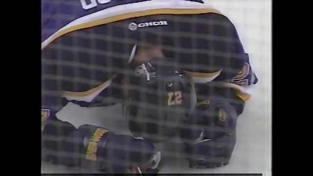 Nikolai Zherdev scores vs Blues in his rookie season (15 jan 2004) смотреть онлайн