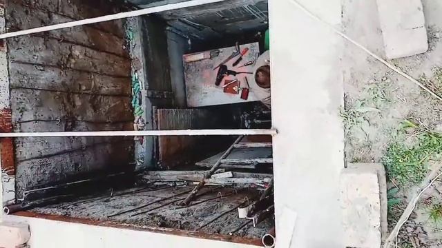Сливная яма. Опалубка из дерева. Бетонирование вручную смотреть онлайн