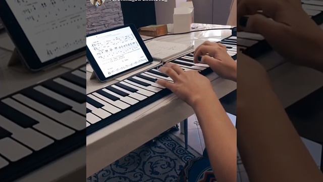 Отзыв Solozar Гибкое Пианино смотреть онлайн