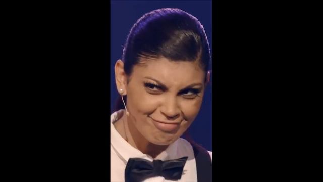 Nawal MADANI "les signes d'un date réussi" "свидание" Русский перевод - traduction espagnole смотреть онлайн