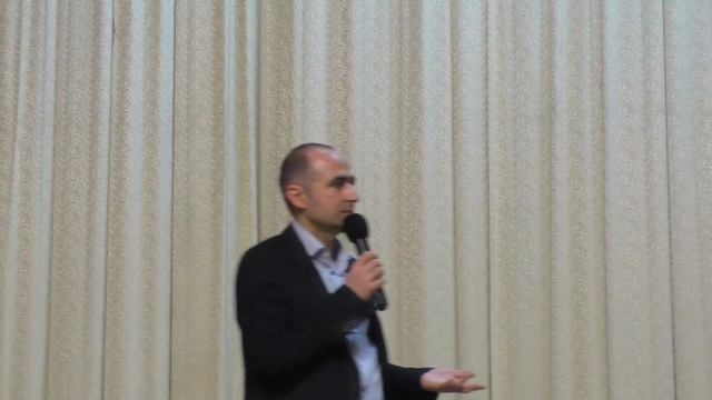 Бугулов Д.Р. Что люди любят друг в друге? смотреть онлайн