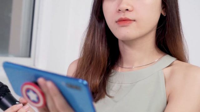 Chiếc Micro Karaoke có cả loa tiện dụng, hát mọi lúc mọi nơi смотреть онлайн