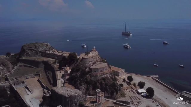 The Old Fortress of Corfu Greece. Старая крепость Керкира Корфу Греция. Dji mavic pro. смотреть онлайн