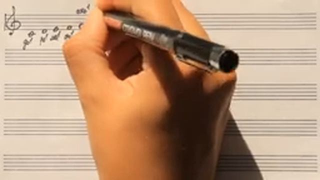 §4 Диапазон. Регистр. Ключи. Скрипичный и басовый ключи. Знаки переноса на октаву. смотреть онлайн