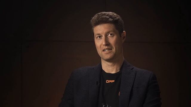 Как построить компанию-лидера в СНГ? О провалах, кризисе и детях. смотреть онлайн