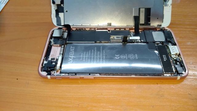 Замена АККУМУЛЯТОРА в IPHONE 7 смотреть онлайн