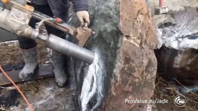 Пилим Зеленый Нефрит. Как получить нефрит ювелирного качества? смотреть онлайн