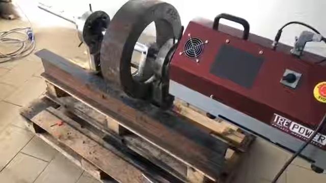 Переносной расточно-наплавочный станок TrePower TP250 - процесс расточки отверстия Ø 320 мм. смотреть онлайн