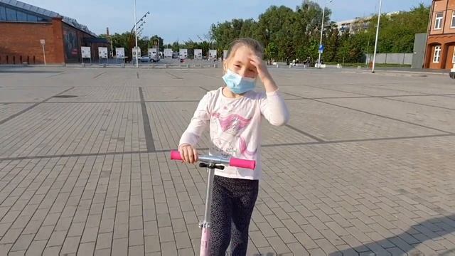 ПОКАТУШКИ НА САМОКАТЕ / HULAJNOGA OXELO MID1