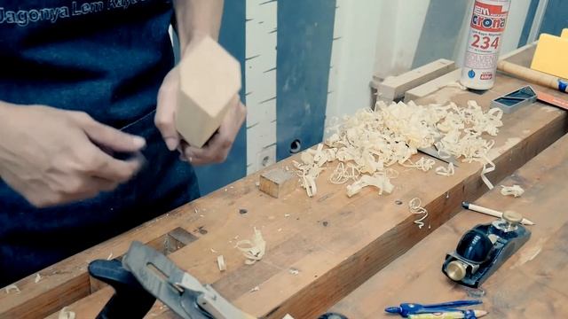 Crona Academy / Bikin Dowel Kayu Dengan Serut Manual / Om Doneeh смотреть онлайн
