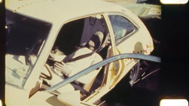 V00034 V00022 1971 Chevrolet Impala Vs 1971 Ford Pinto Left Rear Impact @ 29 MPH 8317-009