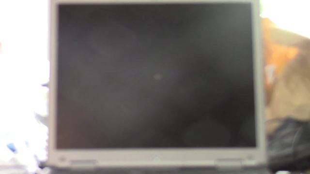 Gateway 450SX4 Windows XP Laptop: First Look смотреть онлайн