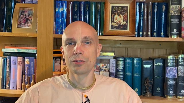 Вопрос 1: Связь между образованием и заботой о преданных. смотреть онлайн