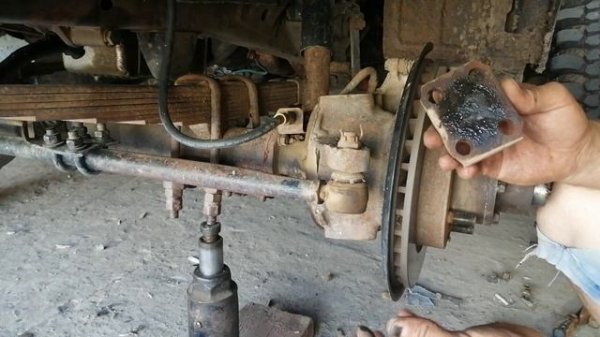 Уаз за 30 тысяч(установка хабов и подтяжка шкворней уаз 469)