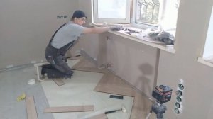 Укладка ламината "французской ёлочкой".