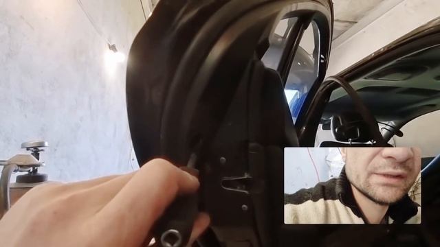 ? Как снять заднюю дверную ручку Mercedes w220 смотреть онлайн