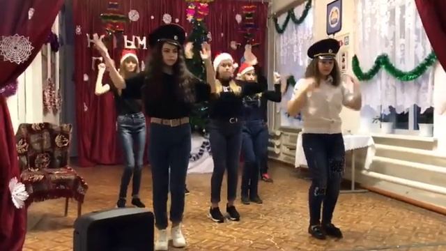 танец под современную музыку от 7 класса смотреть онлайн