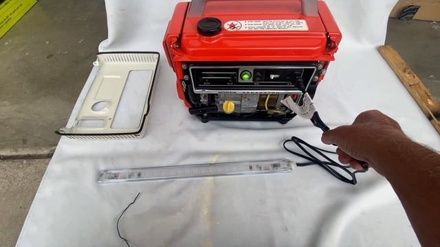 Honda EM400 Generator Running Test Light. смотреть онлайн