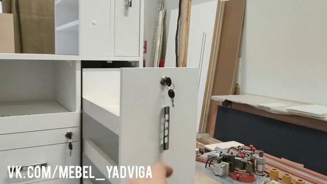 Мебель Ядвига. Маникюрный стол МС20