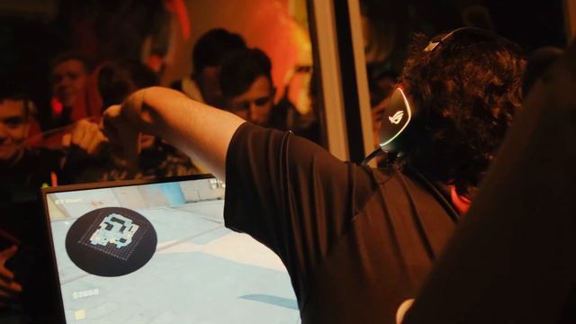 Открытие самой большой кибер арены COLIZEUM в мире