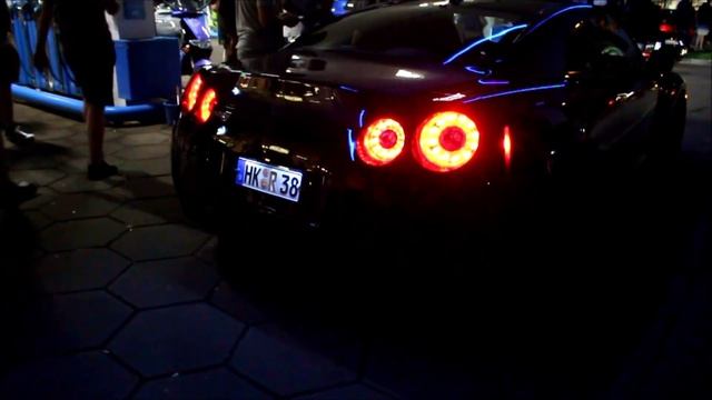 1600 HP Nissan GT-R AMS Alpha 16 Fullthrottle Acceleration!!!!