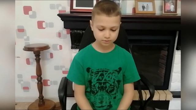 "В гостях у дедушки Корнея" смотреть онлайн